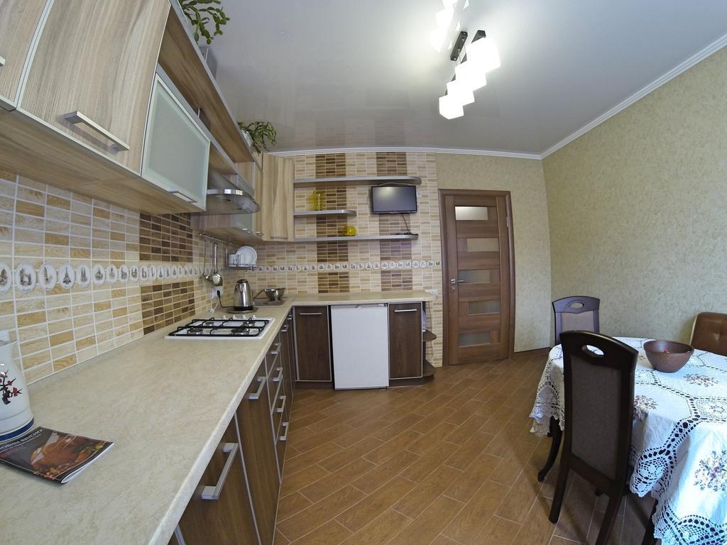 Ferienwohnung Naberezhnaya Roshen Winnyzja Exterior foto
